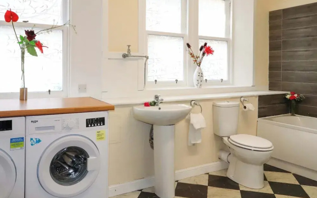 Rob Roy Apartment