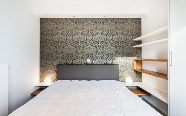 Apartment in Koksijde Near Seawall & Beach