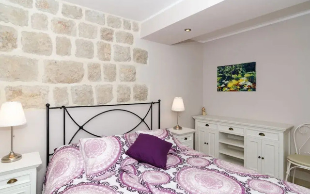 Apartments Gaura - Comfort One-bedroom Apartment With Terrace