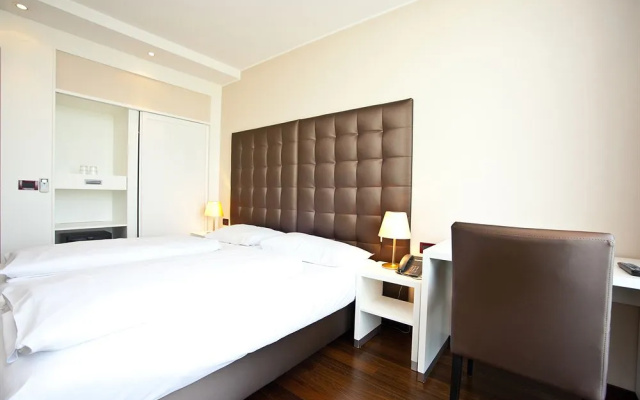 Pakat City Hotel