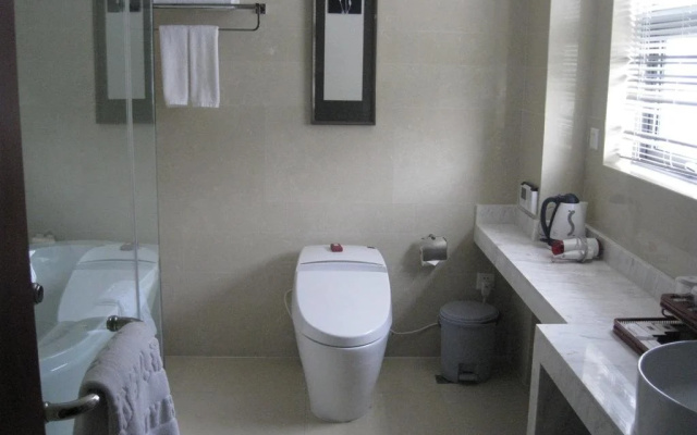 Celebrity City Hotel Xiangzhou