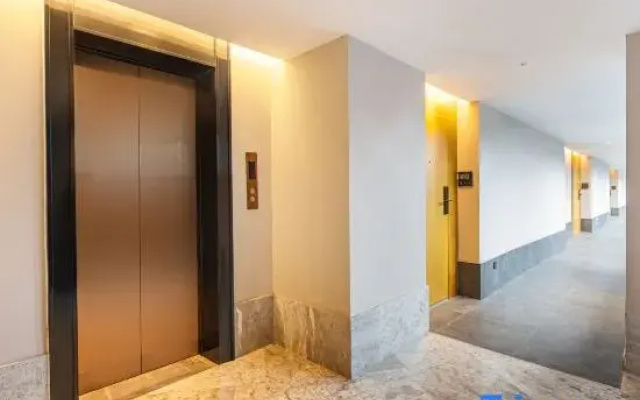 Jifeng International Hotel (Wanning High Speed Railway Station)