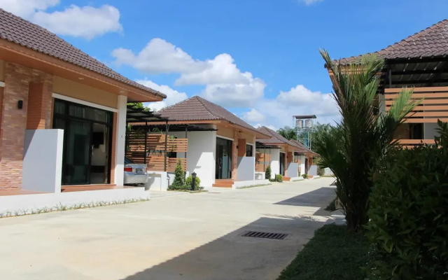 Light House Resort Trang