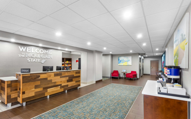 Hampton Inn Huntington University Area