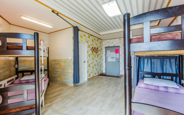 Seongsan Hotpul Guesthouse - Hostel