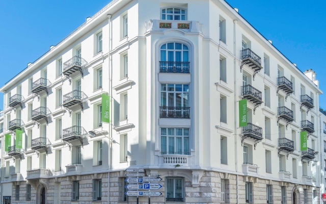 Отель Ibis Styles Nice Centre Gare вид на фасад