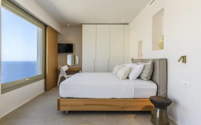 Villa Channel II in Psarou Mykonos