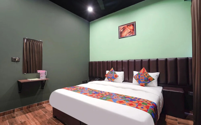 Fabhotel Niraant