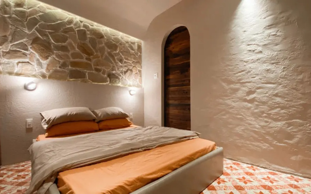 YLUNA Boutiquestay