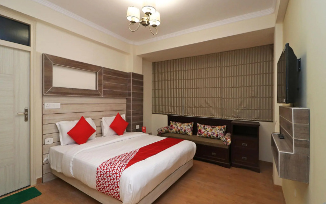 OYO 14750 The Himalayan Retreat