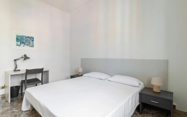 Irnerio Apts - Black Widow by Wonderful Italy