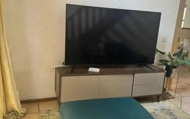 Sandton 2 bed Apartment