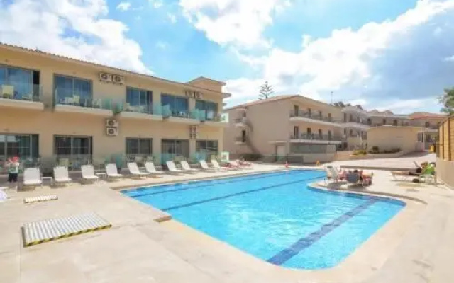 Resort 4 stars Planos