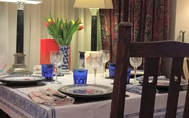 Wynberg House Swansea Bed Breakfast