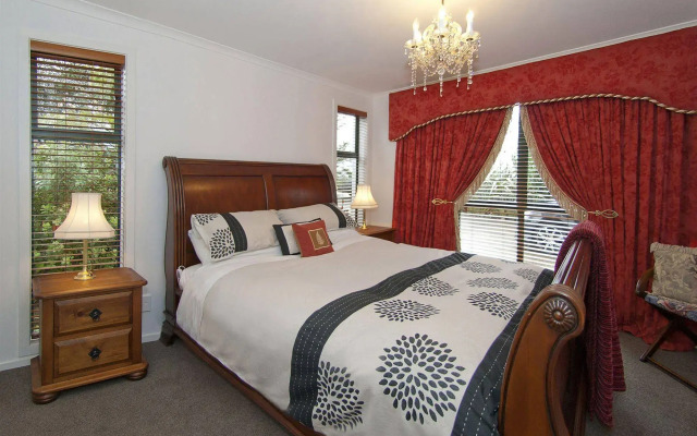 Bayview Valley Lodge