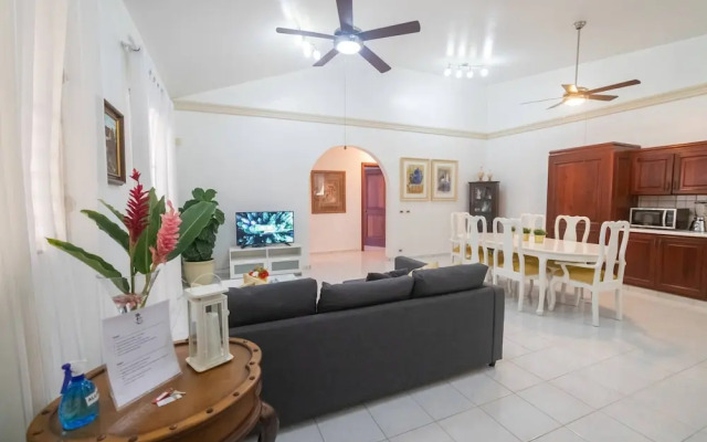 Casati Golden House, Great Pool & Garden!