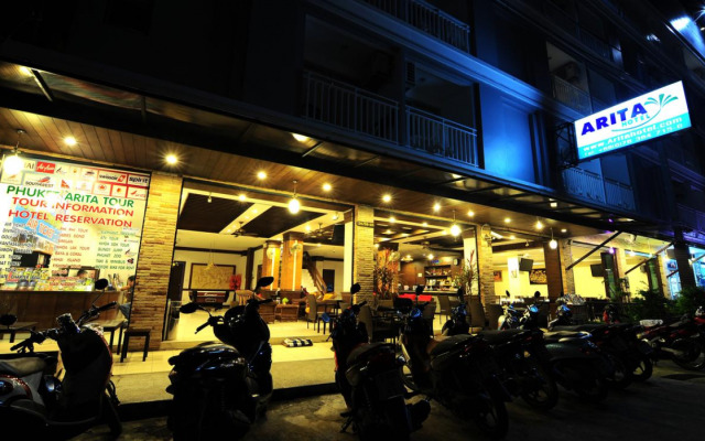 Arita Hotel Patong вид на фасад