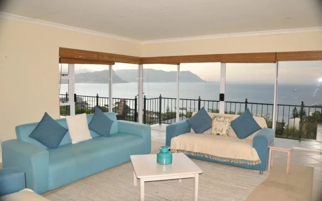Blueline Villa