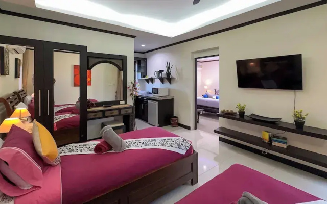 Garden bungalows 4br with private pool