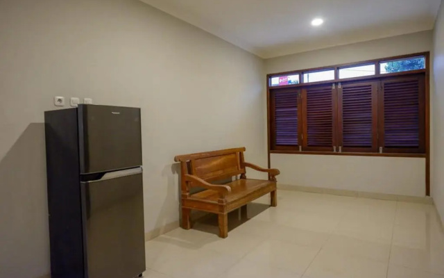 RedDoorz Plus near Jogja City Mall 5