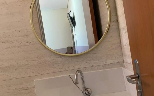Center Prime Hotel
