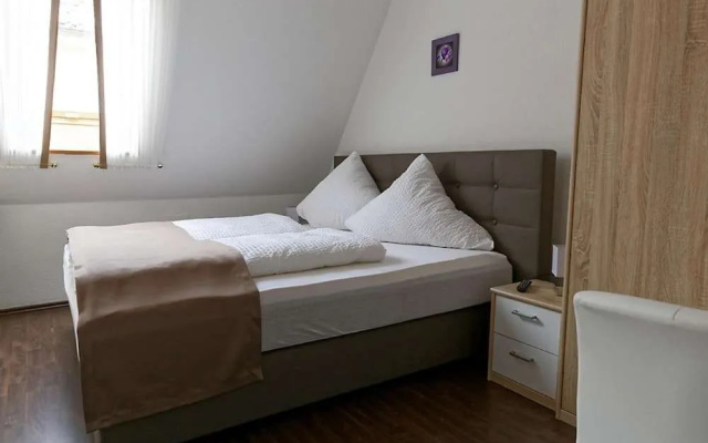 Hotel Hüttl - Garni