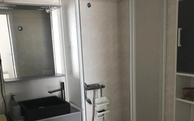 Jolie Maison Bien Équipée, Pour 2 Ou 4 Personnes