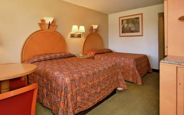 Airporter Inn
