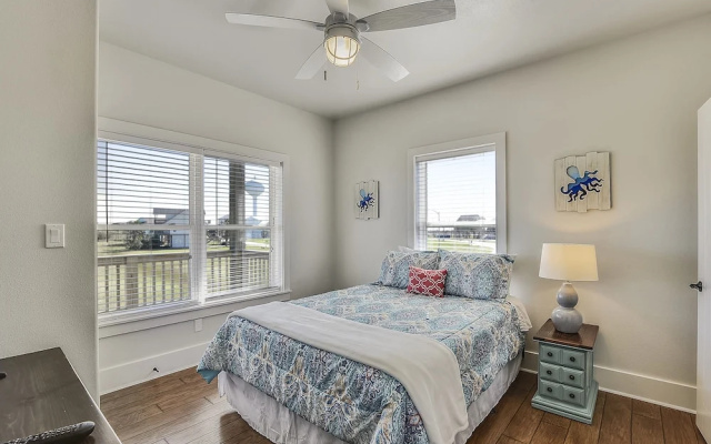 Better Together 5 Bedrooms 3.5 Bathrooms Home