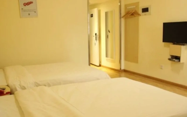 7Days Inn Chengdu Kuanzhai Xiangzi Vancouver Square