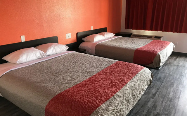 Americas Best Value Inn/motel 6 Barstow