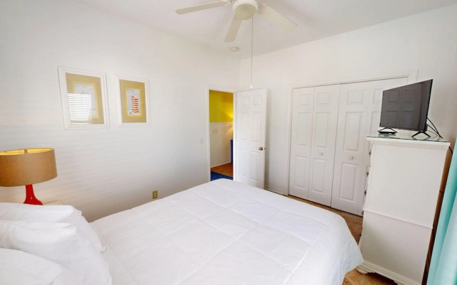 Toes In The Sand 4 Bedroom Home