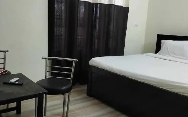 Wave Guest House