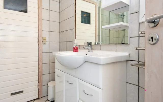 6 Person Holiday Home in Hejls