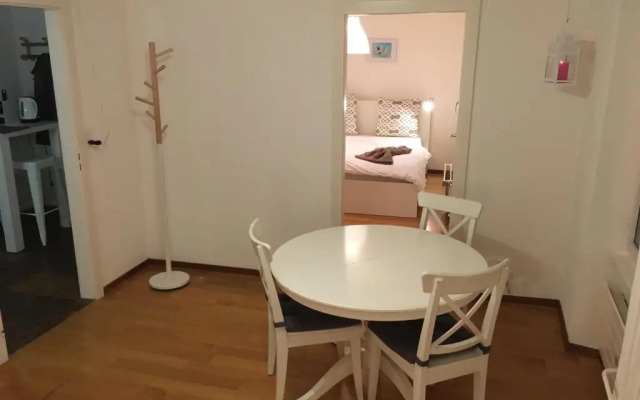 Parking voiture & Appartement 2pcs Lausanne centre
