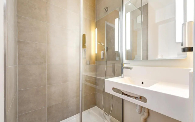 B&B HOTEL Saintes