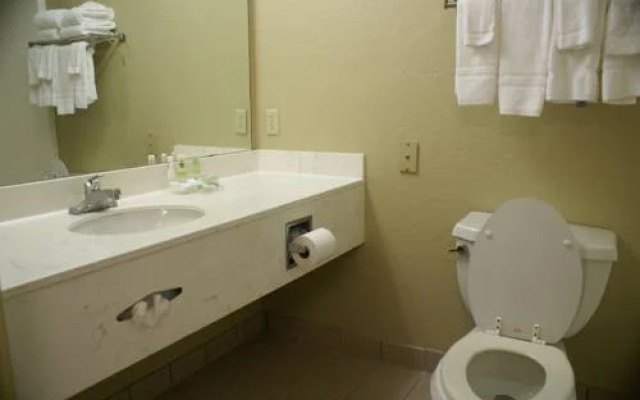 Country Inn & Suites By Carlson, Columbus North, OH