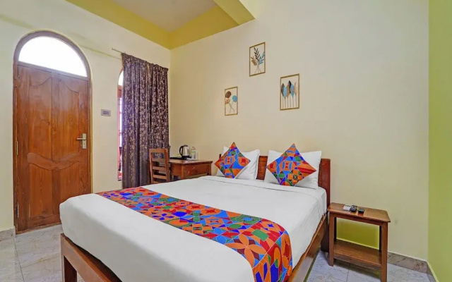 Fabhotel Martine Residency - French Colony, 5 Mins from Rock Beach