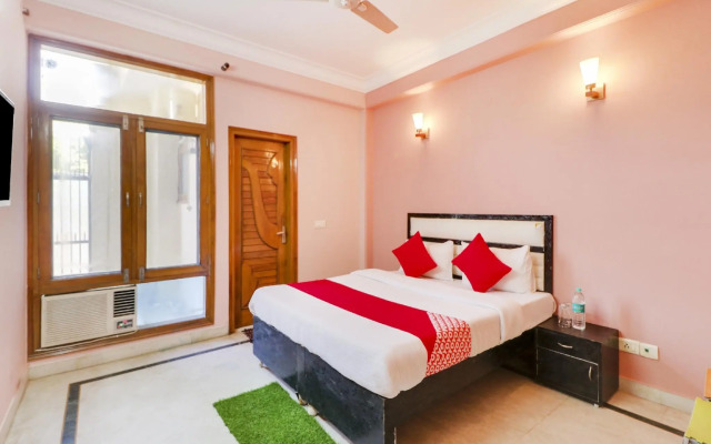 OYO 75765 Ashirwad Residency