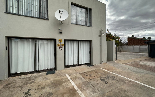 Favour Guest house