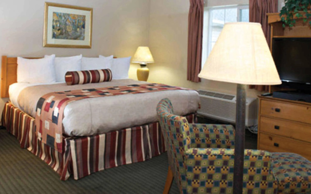 Cresthill Suites Syracuse