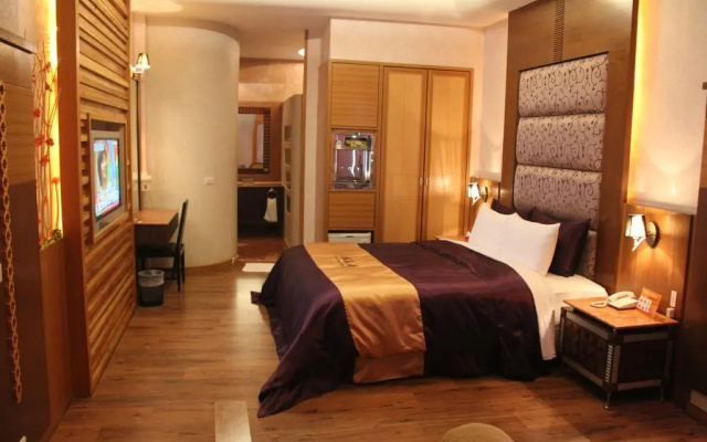 Hua Pinju Motel