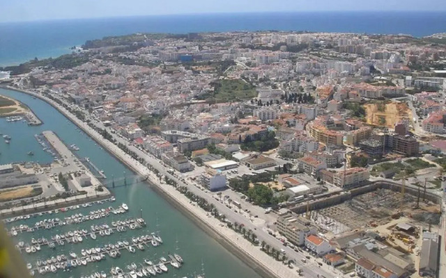 WOW Relax+Terrace+3 minutes to Beach+10 min City