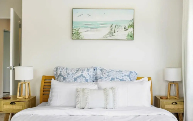 Stunning Taka Retreat nr Beach-Netflix
