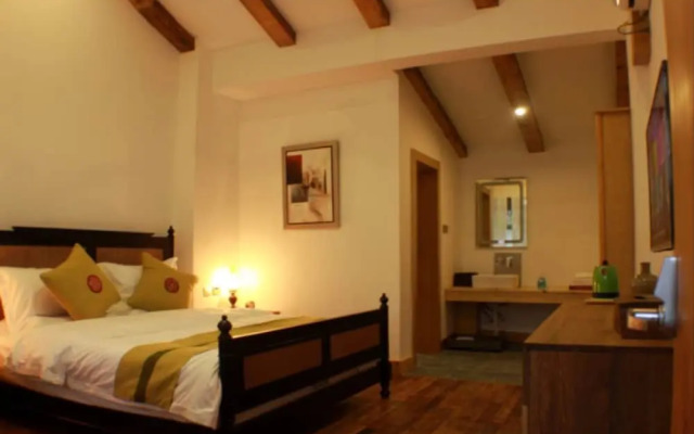 Courtyard Hotel - Dwellings