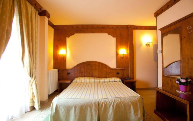 Hotel Rendez Vous