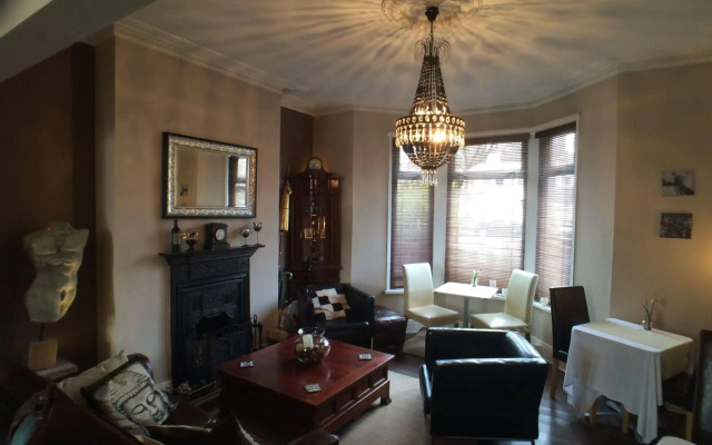 Tyrosa Rooms