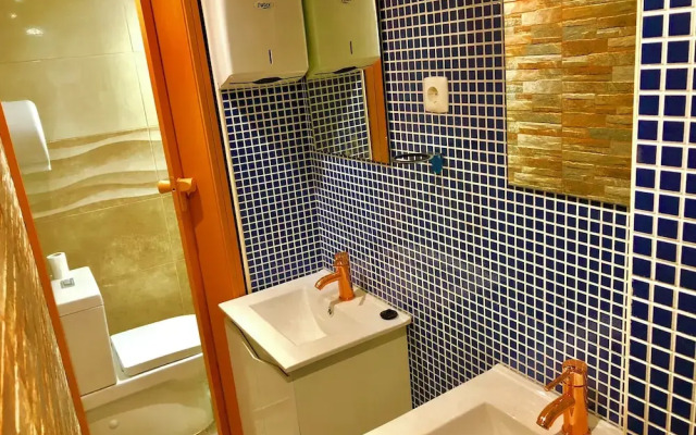 Room-7lisbon Downtown Private Bedroom Wi