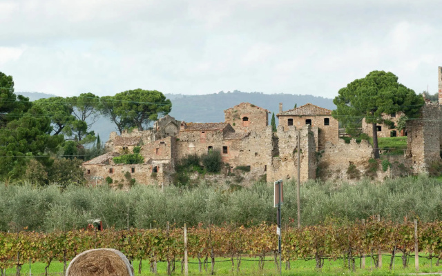 Apartment in Monte del Lago Near Lake Trasimeno