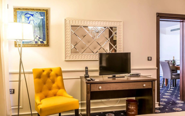 Hotel Palace Marina Dinevi